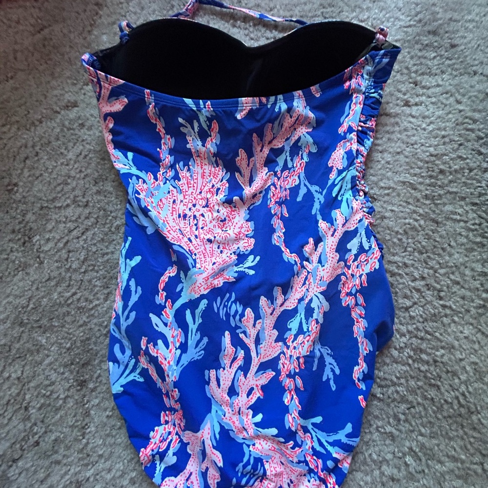 Lilly Pulitzer Flamenco One piece - Picture 4 of 5